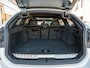 BMW 3-Serie Touring 320e xDrive M-Sport PANO 19 INCH CAMERA SHADOW LINE APPLE CARPLAY