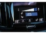 Volvo XC60 2.0 B5 Business Pro | Pano | H&K | Achteruitrijcamera |