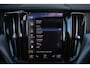 Volvo XC60 2.0 B5 Business Pro | Pano | H&K | Achteruitrijcamera |