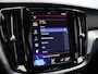 Volvo S60 2.0 T4 R-Design | Trekhaak | Elektrische Stoelverstelling met Memory | Achteruitrijcamera |
