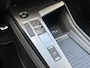 Peugeot e-308 GT EV 58kWh 156pk | SCHUIF/KANTELDAK | STOELMASSAGE | 360° CAMERA | NAVI | APPLE CARPLAY / ANDROID AUTO | AGR-STOEL | ALCANTARA |