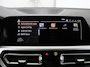 BMW 3-Serie 320i Executive Edition | Half leder | Cruise control | Navigatie | Bluetooth | Carplay | Park assist | Interieurverlichting | Virtueel dashboard | Climate control | Full LED | 18" velgen