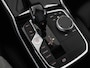 BMW 3-Serie 320i Executive Edition | Half leder | Cruise control | Navigatie | Bluetooth | Carplay | Park assist | Interieurverlichting | Virtueel dashboard | Climate control | Full LED | 18" velgen