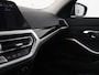 BMW 3-Serie 320i Executive Edition | Half leder | Cruise control | Navigatie | Bluetooth | Carplay | Park assist | Interieurverlichting | Virtueel dashboard | Climate control | Full LED | 18" velgen
