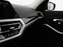 BMW 3-Serie 320i Executive Edition | Half leder | Cruise control | Navigatie | Bluetooth | Carplay | Park assist | Interieurverlichting | Virtueel dashboard | Climate control | Full LED | 18" velgen