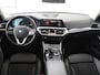 BMW 3-Serie 320i Executive Edition | Half leder | Cruise control | Navigatie | Bluetooth | Carplay | Park assist | Interieurverlichting | Virtueel dashboard | Climate control | Full LED | 18" velgen
