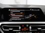 BMW 3-Serie 320i Executive Edition | Half leder | Cruise control | Navigatie | Bluetooth | Carplay | Park assist | Interieurverlichting | Virtueel dashboard | Climate control | Full LED | 18" velgen
