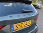 Volvo V60 2.0 T6 Plug-in hybrid AWD Plus Dark | Harman/Kardon | Panoramadak | Zwarte logo's