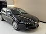 Alfa Romeo 159 Sportwagon 1.7 TBI Distinctive, 200Pk, 2010, Distributieriem V.V. 2026, Volledig leder, Climate control, Stoelverwarming, 4 seizoenen banden, Cruise control,