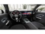 Mercedes-Benz GLB 180 Business Solution AMG 7p. | Premium Pakket | Multibeam | Parkeerpakket | Trekhaak | Superscreen |