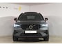 Volvo XC40 B4 211PK Automaat Plus Dark / Adaptive Cruise control / Extra getint glas / Harman Kardon / Elektrisch verstelbare stoelen met geheugen / Stoel- en stuurverwarming / Elektrisch panorama schuifdak / Trekhaak
