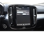 Volvo XC40 B4 211PK Automaat Plus Dark / Adaptive Cruise control / Extra getint glas / Harman Kardon / Elektrisch verstelbare stoelen met geheugen / Stoel- en stuurverwarming / Elektrisch panorama schuifdak / Trekhaak