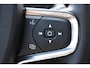 Volvo XC40 B4 211PK Automaat Plus Dark / Adaptive Cruise control / Extra getint glas / Harman Kardon / Elektrisch verstelbare stoelen met geheugen / Stoel- en stuurverwarming / Elektrisch panorama schuifdak / Trekhaak