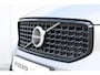 Volvo XC40 B4 211PK Automaat Plus Dark / Adaptive Cruise control / Extra getint glas / Harman Kardon / Elektrisch verstelbare stoelen met geheugen / Stoel- en stuurverwarming / Trekhaak