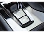 Volvo XC40 B4 211PK Automaat Plus Dark / Adaptive Cruise control / Extra getint glas / Harman Kardon / Elektrisch verstelbare stoelen met geheugen / Stoel- en stuurverwarming / Trekhaak
