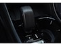 Volvo XC40 B4 211PK Automaat Plus Dark / Adaptive Cruise control / Extra getint glas / Harman Kardon / Elektrisch verstelbare stoelen met geheugen / Stoel- en stuurverwarming / Trekhaak