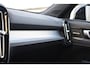 Volvo XC40 B4 211PK Automaat Plus Dark / Adaptive Cruise control / Extra getint glas / Harman Kardon / Elektrisch verstelbare stoelen met geheugen / Stoel- en stuurverwarming / Trekhaak