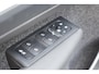 Volvo XC40 B4 211PK Automaat Plus Dark / Adaptive Cruise control / Extra getint glas / Harman Kardon / Elektrisch verstelbare stoelen met geheugen / Stoel- en stuurverwarming / Trekhaak