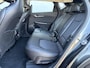 Kia EV6 Edition 77.4 kWh / SOH 100% / Fabrieksgarantie tot 18-06-2032 / 1.600 kg trekgewicht / Android Auto & Apple Carplay / Navigatie / Cruise Control Adaptief / Climate Control / DAB / Draadloze Telefoonlader / Camera / Parkeerassistent / 19" Lichtmetalen Wielen / Keyless entry & start /
