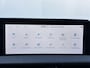 Kia EV6 Edition 77.4 kWh / SOH 100% / Fabrieksgarantie tot 18-06-2032 / 1.600 kg trekgewicht / Android Auto & Apple Carplay / Navigatie / Cruise Control Adaptief / Climate Control / DAB / Draadloze Telefoonlader / Camera / Parkeerassistent / 19" Lichtmetalen Wielen / Keyless entry & start /