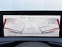 Kia EV6 Edition 77.4 kWh / SOH 100% / Fabrieksgarantie tot 18-06-2032 / 1.600 kg trekgewicht / Android Auto & Apple Carplay / Navigatie / Cruise Control Adaptief / Climate Control / DAB / Draadloze Telefoonlader / Camera / Parkeerassistent / 19" Lichtmetalen Wielen / Keyless entry & start /