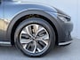 Kia EV6 Edition 77.4 kWh / SOH 100% / Fabrieksgarantie tot 18-06-2032 / 1.600 kg trekgewicht / Android Auto & Apple Carplay / Navigatie / Cruise Control Adaptief / Climate Control / DAB / Draadloze Telefoonlader / Camera / Parkeerassistent / 19" Lichtmetalen Wielen / Keyless entry & start /