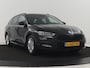 Skoda Octavia Combi1.5 e-TSI Sport Business | Stoelverwarming | Cruise control | Sfeerverlichting | Carplay | Navigatie | DAB | Park assist | Climate control | Trekhaak