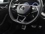 Skoda Octavia Combi1.5 e-TSI Sport Business | Stoelverwarming | Cruise control | Sfeerverlichting | Carplay | Navigatie | DAB | Park assist | Climate control | Trekhaak