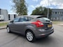 Ford Focus 1.0i EcoBoost Titanium 5-Deurs 101 PK. Distributieriem en waterpomp vervangen in 2025 bij 118.000 KM !!! Zeer goed onderhouden auto van de tweede eigenaar !!
