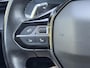 Peugeot 2008 1.2 PureTech Allure ✓Recent beurt gehad✓D-riem vv in 06-2025✓Camera°360✓Draadloze telefoonlader✓Carplay✓Keyless✓Automaat✓Trekhaak✓Halfleder✓Navi✓Clima✓Cruise✓131pk✓Lm velgen✓2e Eigenaar✓Pdc V+A✓Rijstrooksensor✓N.A.P✓Apk tot 04-2028