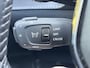 Peugeot 2008 1.2 PureTech Allure ✓Recent beurt gehad✓D-riem vv in 06-2025✓Camera°360✓Draadloze telefoonlader✓Carplay✓Keyless✓Automaat✓Trekhaak✓Halfleder✓Navi✓Clima✓Cruise✓131pk✓Lm velgen✓2e Eigenaar✓Pdc V+A✓Rijstrooksensor✓N.A.P✓Apk tot 04-2028