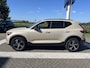 Volvo XC40 B4 Plus Dark | Harman / Kardon | Trekhaak | Power Seats | Adaptieve Cruise Control | Panoramadak |