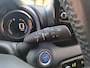Toyota Yaris 1.5 Hybrid Executive DODEHOEK PARELMOER SPORTSTOELEN STOELVERWARMING PDC LED
