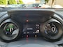 Toyota Yaris 1.5 Hybrid Executive DODEHOEK PARELMOER SPORTSTOELEN STOELVERWARMING PDC LED