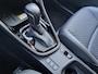 Toyota Yaris 1.5 Hybrid Executive DODEHOEK PARELMOER SPORTSTOELEN STOELVERWARMING PDC LED