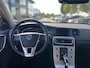 Volvo V60 Cross Country T5 AWD Summum | Panoramadak | Power Seats | Trekhaak | Parkeer Camera | Cross Country | Climate Pack |