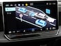 Volkswagen Passat Variant 1.5 eTSI 150pk DSG Business · Camera · Stuur- & Stoelverwarming · Apple/Android Car Play · Massagefunctie Voorstoelen · Garantie t/m 11-06-2028 of 100.000km