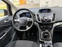 Ford Grand C-Max 1.0i Edition Plus 7-Persoons 6-Bak 126 PK. Mooie en goed onderhouden auto van de eerste eigenaar !!! Alle keuringen toegestaan !!