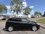 Ford Grand C-Max 1.0i Edition Plus 7-Persoons 6-Bak 126 PK. Mooie en goed onderhouden auto van de eerste eigenaar !!! Alle keuringen toegestaan !!