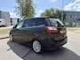 Ford Grand C-Max 1.0i Edition Plus 7-Persoons 6-Bak 126 PK. Mooie en goed onderhouden auto van de eerste eigenaar !!! Alle keuringen toegestaan !!