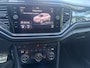 Volkswagen T-Roc 1.5 TSI Sport Business R Automaat,navi,Trekhaak,Stoelverwarming,18Inch Bj 2019 Hoge Zit 150 pk