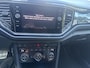 Volkswagen T-Roc 1.5 TSI Sport Business R Automaat,navi,Trekhaak,Stoelverwarming,18Inch Bj 2019 Hoge Zit 150 pk