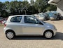 Toyota Yaris 1.3-16V VVT-I LUNA