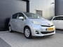 Toyota Verso-S 1.3 VVT-i Aspiration | Automaat | Climate | Panoramadak | Camera | Trekhaak | All season banden | APK t/m 5-2027 | Super!!