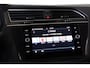 Volkswagen Tiguan 1.4 TSI 125pk Highline , Navigatie , camara ,dakrail