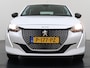 Peugeot e-208 EV 5Drs 50kWh All-Season Banden Navi Apple Carplay Android Auto Ecc Cruise Control Active SOH 87% Bluetooth Regen-Lichtsensor DAB Led Isofix 1e Eigenaar Origineel Nederlandse Auto