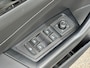 Volkswagen T-Roc 1.5 TSI 150pk DSG R-Line | Trekhaak | Camera | Keyless | Elek. Achterklep | Dode hoek | Rijklaar incl. 1 jaar Bovag garantie