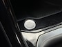Volkswagen T-Roc 1.5 TSI 150pk DSG R-Line | Trekhaak | Camera | Keyless | Elek. Achterklep | Dode hoek | Rijklaar incl. 1 jaar Bovag garantie