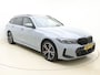 BMW 3-Serie Touring 330e xDrive M Sport Pro -NIEUW MODEL -91 KM ACTIERADIUS -Trekhaak -Driving Ass Prof -HeadUp -Pano Dak -Harman/Kardon -M Sportrem Rood -Stoelen Elektr Memory -Adaptief M Onderstel
