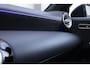 Mercedes-Benz A-klasse 200 Launch Edition AMG / Night Pakket / Keyless Go / Standkachel / Sfeerverlichting / Stoelverwarming